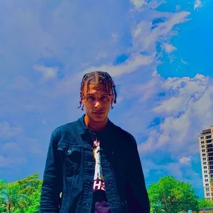 Meet your Posher, Daniel